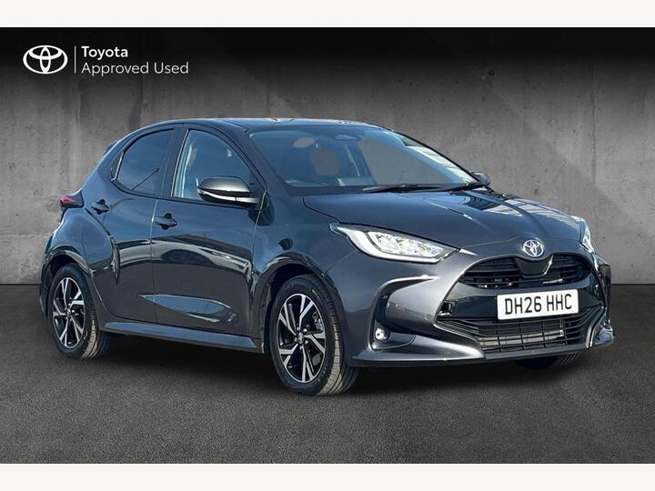 Toyota Yaris 1.5 VVT-h Design E-CVT Euro 6 (s/s) 5dr
