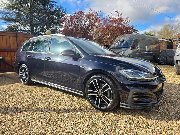 Volkswagen Golf 2.0 TDI GTD DSG Euro 6 (s/s) 5dr Volkswagen Golf 2.0 TDI GTD DSG Euro 6 (s/s) 5dr