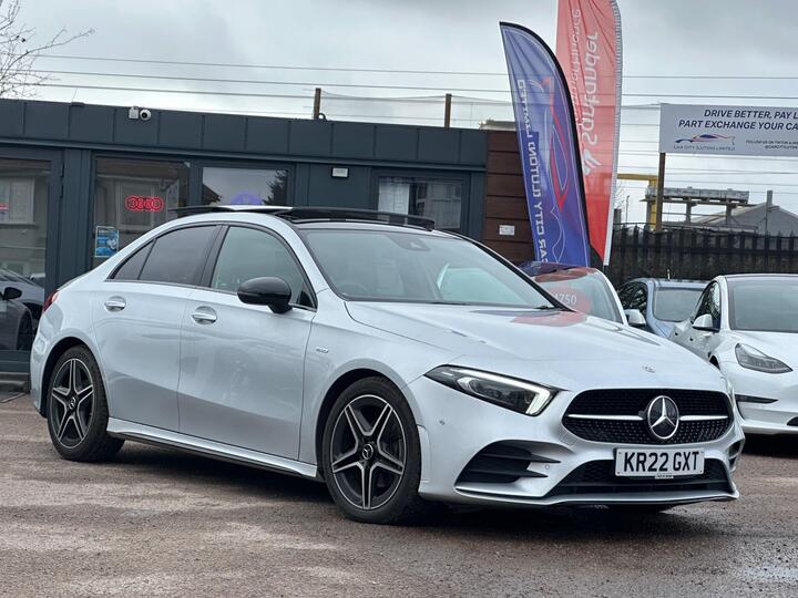Mercedes-Benz A Class 2.0 A200d AMG Line Edition (Premium Plus) 8G-DCT Euro 6 (s/s) 4dr Mercedes-Benz A Class 2.0 A200d AMG Line Edition (Premium Plus) 8G-DCT Euro 6 (s/s) 4dr