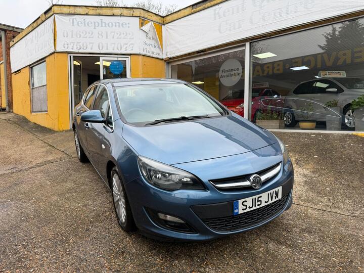 Vauxhall Astra 1.4i Excite Euro 6 5dr