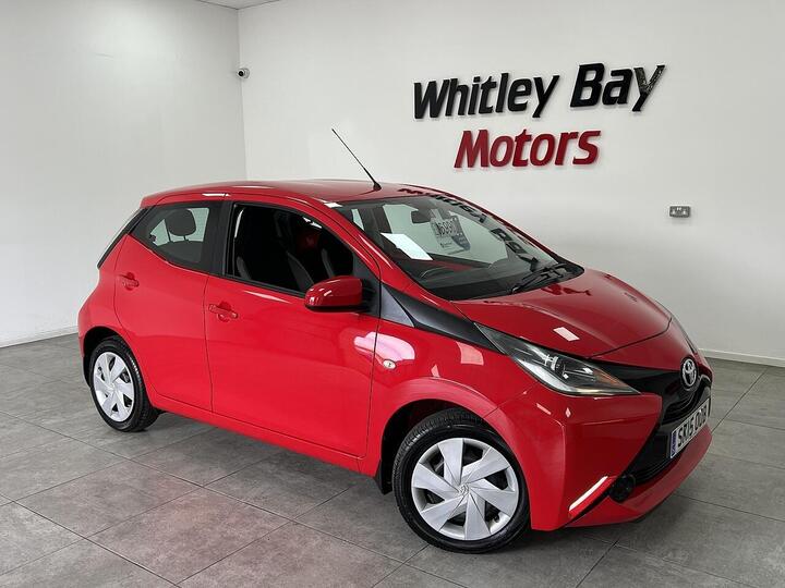 Toyota AYGO 1.0 VVT-i X-play Euro 5 5dr Euro 5
