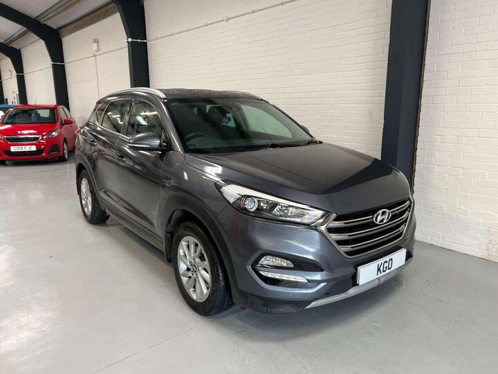 Hyundai TUCSON 1.7 CRDi Blue Drive Premium Euro 6 (s/s) 5dr