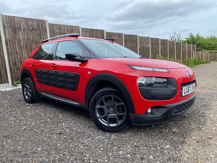 Citroen C4 Cactus 1.2 PureTech Feel Euro 6 5dr (Euro 6) Citroen C4 Cactus 1.2 PureTech Feel Euro 6 5dr (Euro 6)