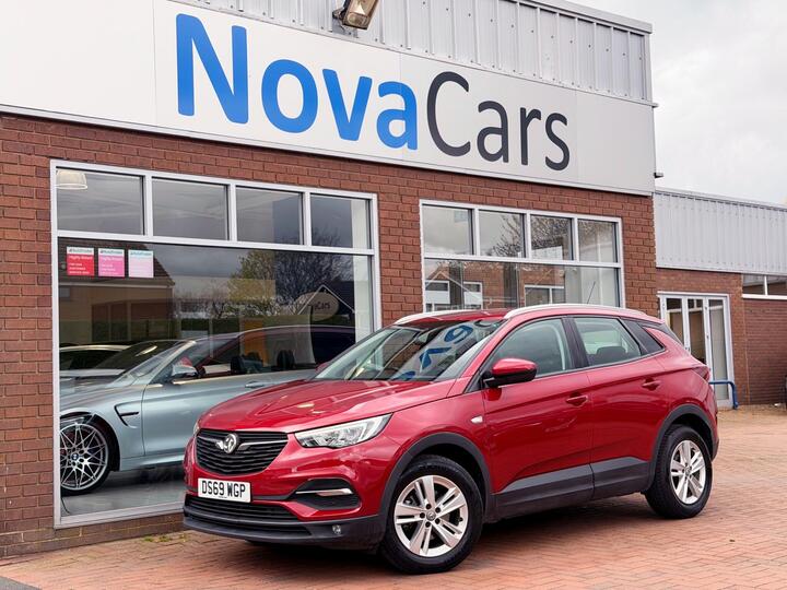 Vauxhall Grandland X 1.5 Turbo D BlueInjection SE Euro 6 (s/s) 5dr