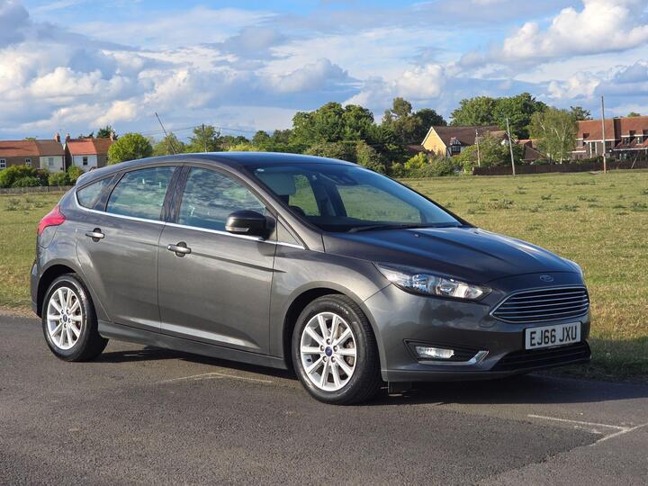 Ford Focus 1.0T EcoBoost Titanium Euro 6 (s/s) 5dr