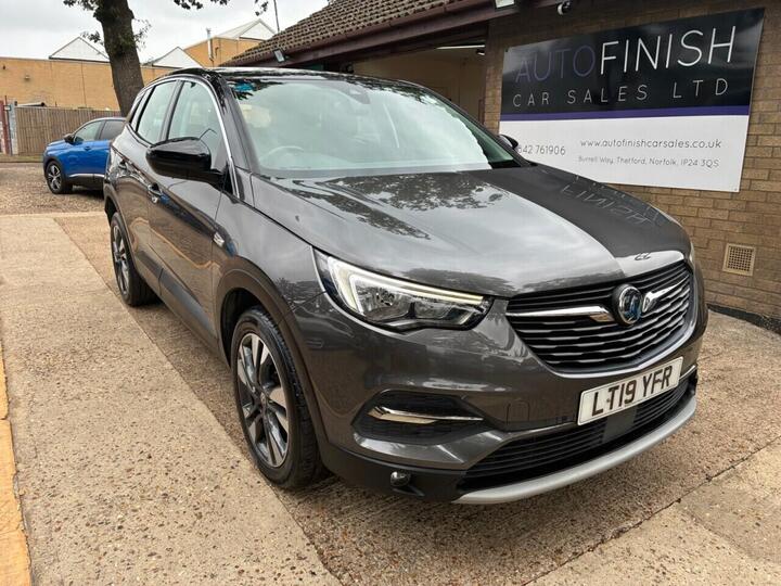 Vauxhall GRANDLAND X 1.2 Turbo Sport Nav Auto Euro 6 (s/s) 5dr