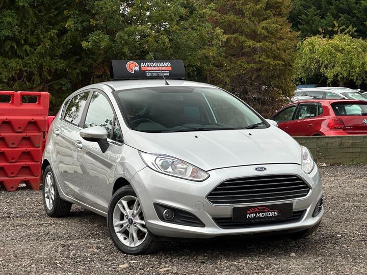 Ford Fiesta 1.25 Zetec Euro 6 5dr Ford Fiesta 1.25 Zetec Euro 6 5dr