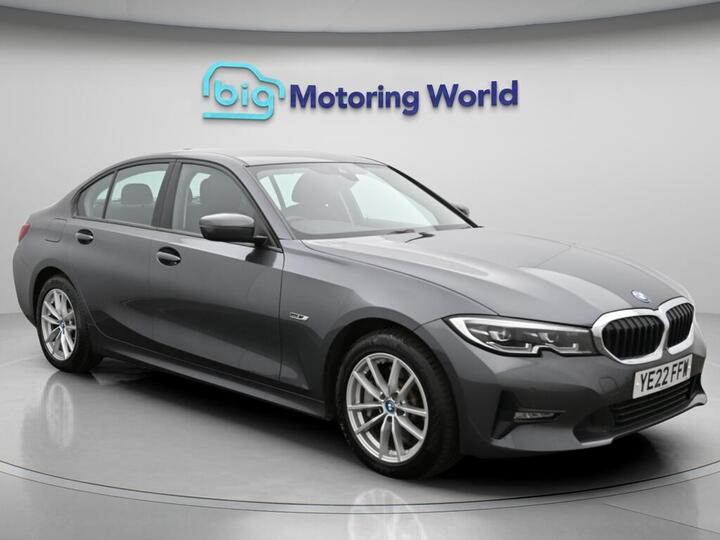 BMW 3 Series 2.0 330e 12kWh SE Pro Auto Euro 6 (s/s) 4dr