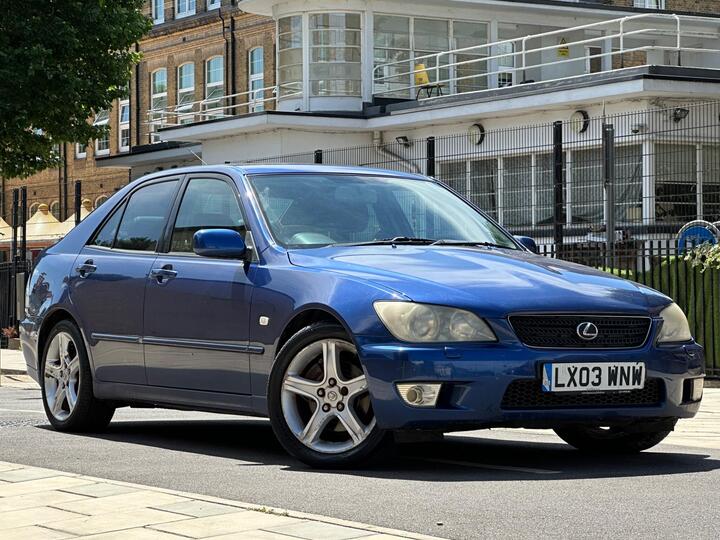 Lexus IS 3.0 300 4dr