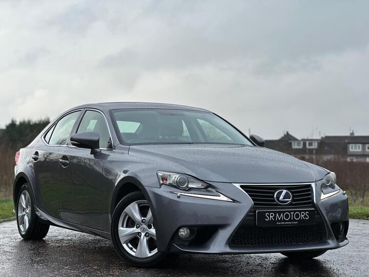 Lexus IS 2.5 300h SE E-CVT Euro 5 (s/s) 4dr