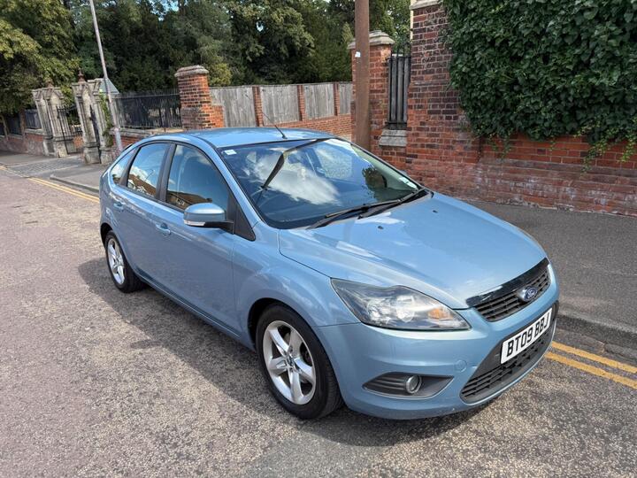 Ford Focus 1.6 Zetec 5dr