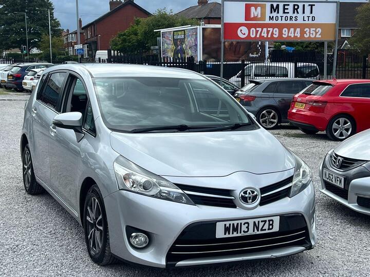 Toyota Verso 2.0 D-4D Icon Euro 5 5dr