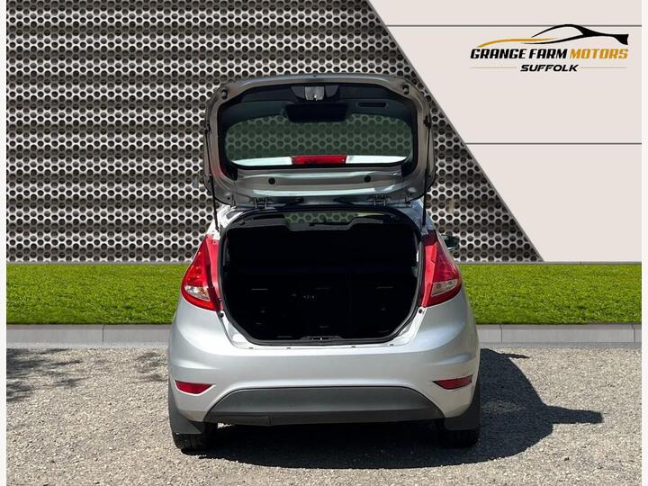 Ford Fiesta 1.25 Zetec 5dr