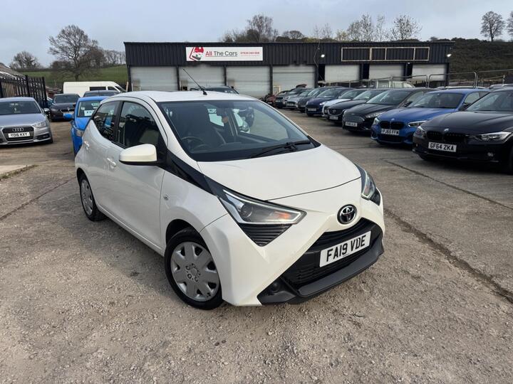 Toyota AYGO 1.0 VVT-i X-play Euro 6 5dr
