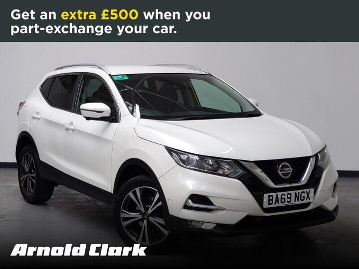 Nissan Qashqai 1.3 DIG-T N-Connecta Euro 6 (s/s) 5dr