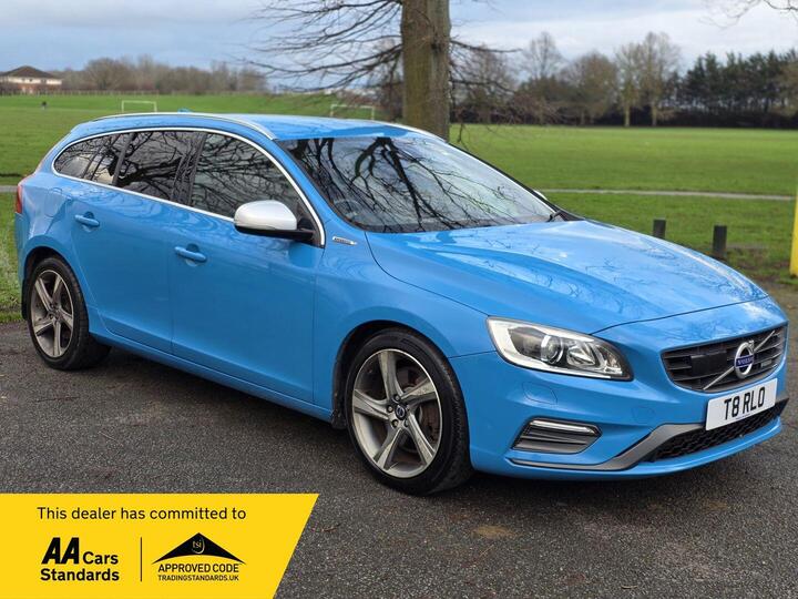 Volvo V60 2.4 D6 R-Design Lux Nav Geartronic AWD Euro 5 (s/s) 5dr
