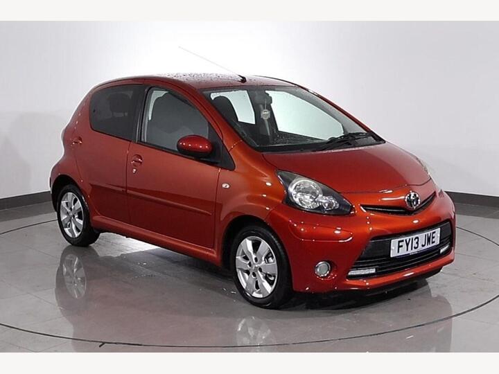 Toyota AYGO 1.0 VVT-i Fire Euro 5 5dr