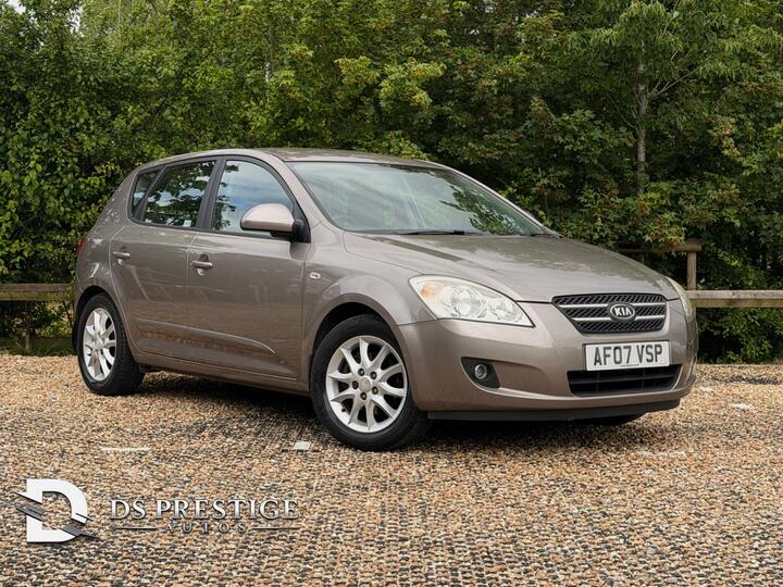 Kia Ceed 1.6 LS 5dr