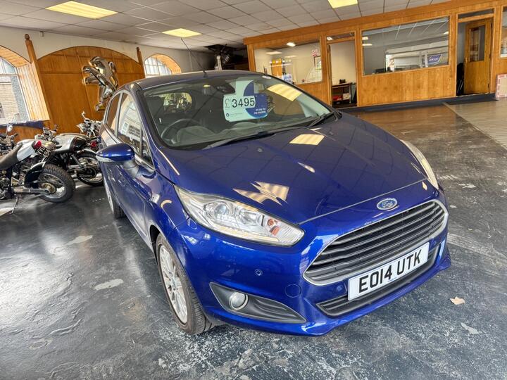 Ford Fiesta 1.6 TDCi Titanium X Euro 5 5dr