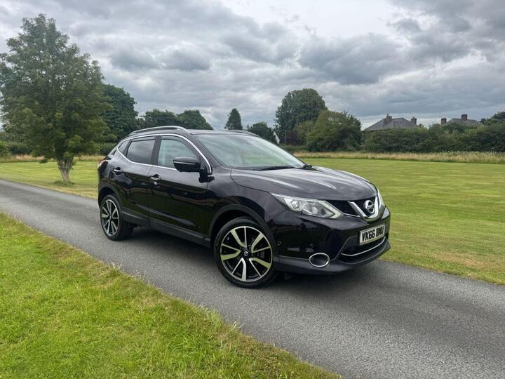 Nissan QASHQAI 1.6 DCi Tekna 4WD Euro 6 (s/s) 5dr