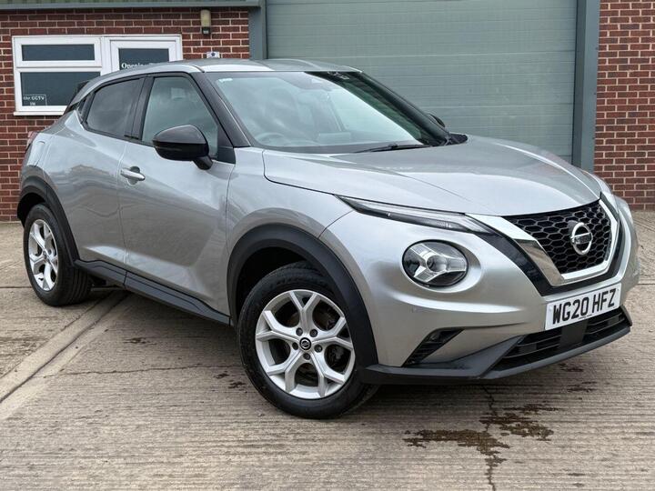 Nissan JUKE 1.0 DIG-T N-Connecta Euro 6 (s/s) 5dr