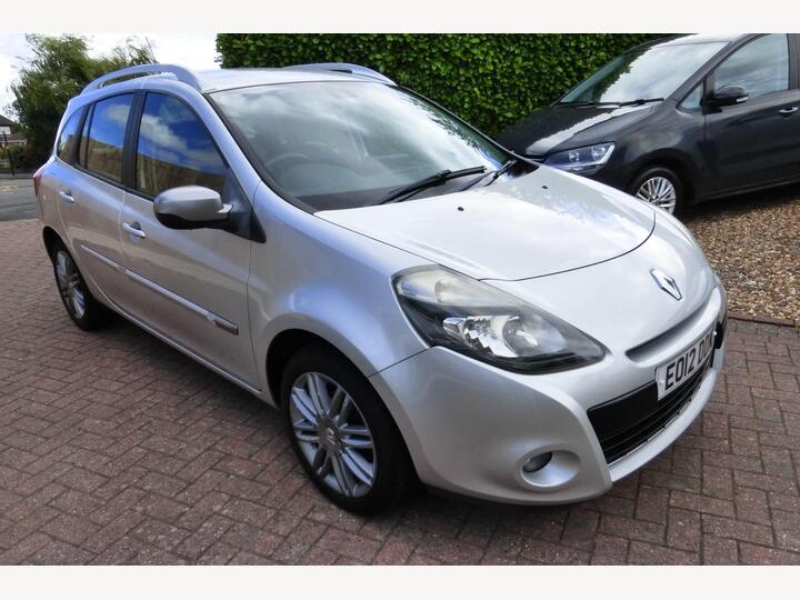 Renault Clio 1.5 DCi Dynamique TomTom Sport Tourer Euro 5 5dr