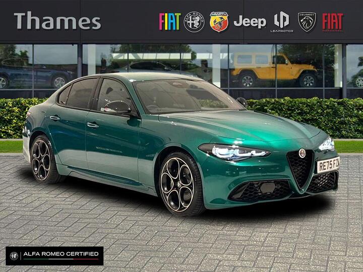 Alfa Romeo Giulia 2.0T Intensa Auto Euro 6 (s/s) 4dr