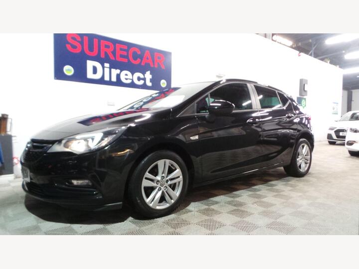 Vauxhall Astra 1.4i Tech Line Nav Euro 6 5dr