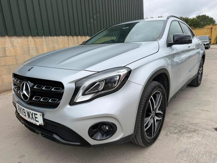 Mercedes-Benz GLA 1.6 GLA180 Urban Edition 7G-DCT Euro 6 (s/s) 5dr