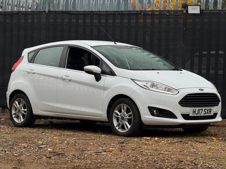 Ford Fiesta 1.0T EcoBoost Zetec Euro 6 (s/s) 5dr Ford Fiesta 1.0T EcoBoost Zetec Euro 6 (s/s) 5dr