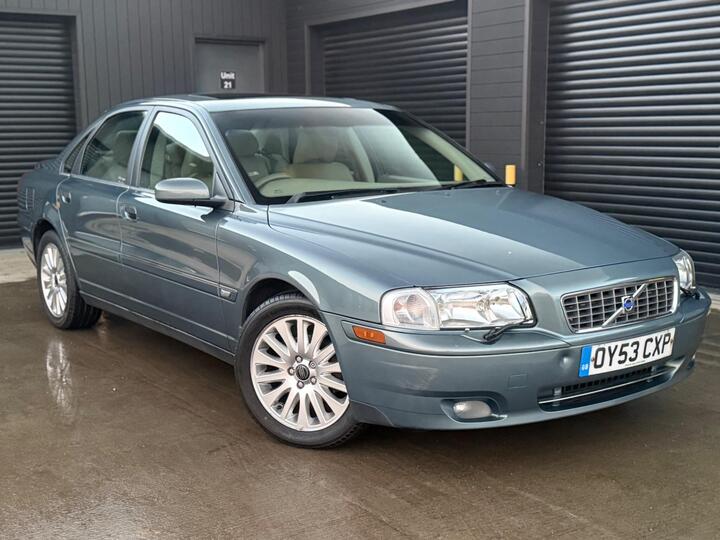 Volvo S80 2.4 SE 4dr