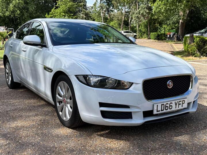Jaguar XE 2.0d Prestige Euro 6 (s/s) 4dr