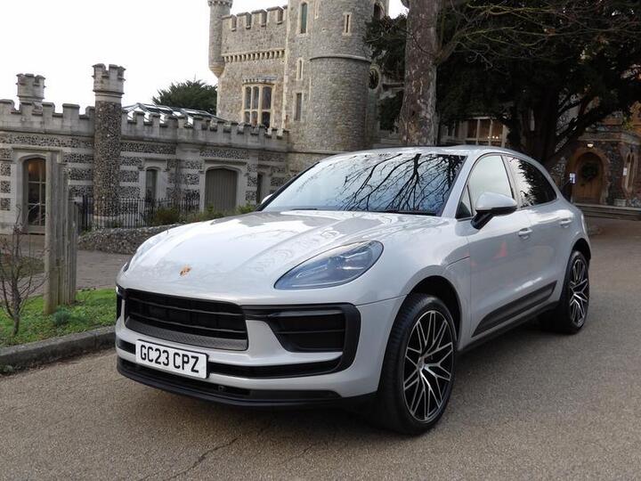 Porsche Macan 2.0T PDK 4WD Euro 6 (s/s) 5dr