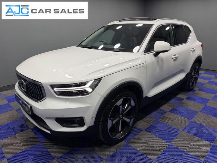 Volvo XC40 1.5h T5 Twin Engine Recharge 10.7kWh Inscription Pro Auto Euro 6 (s/s) 5dr