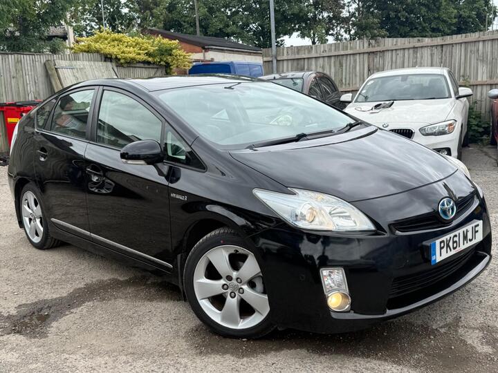 Toyota Prius 1.8 VVT-h T Spirit CVT Euro 5 (s/s) 5dr Toyota Prius 1.8 VVT-h T Spirit CVT Euro 5 (s/s) 5dr