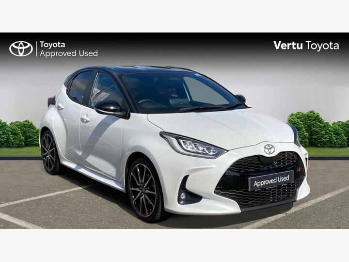 Toyota Yaris 1.5 VVT-h GR SPORT E-CVT Euro 6 (s/s) 5dr