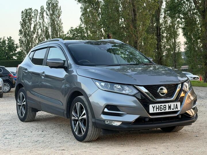 Nissan Qashqai 1.2 DIG-T N-Connecta Euro 6 (s/s) 5dr