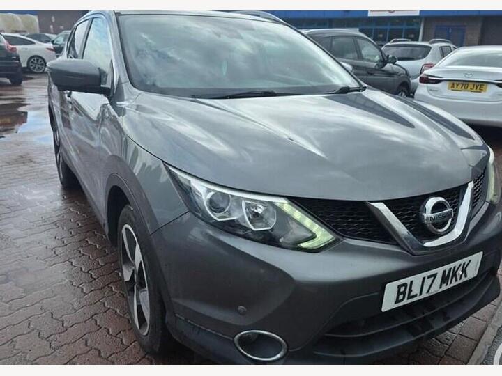 Nissan Qashqai 1.2 DIG-T N-Connecta 2WD Euro 6 (s/s) 5dr