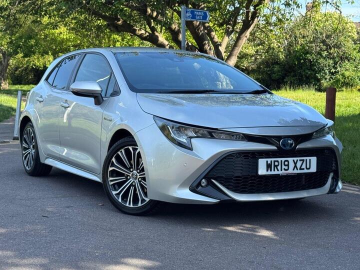 Toyota COROLLA 1.8 VVT-h Design CVT Euro 6 (s/s) 5dr