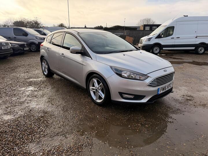 Ford FOCUS 1.5 TDCi Zetec Euro 6 (s/s) 5dr