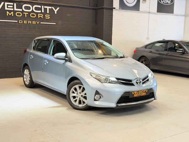 Toyota Auris 1.4 D-4D Icon Euro 5 (s/s) 5dr