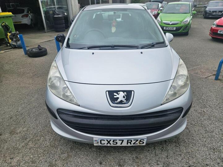 Peugeot 207 1.4 HDi Urban 3dr