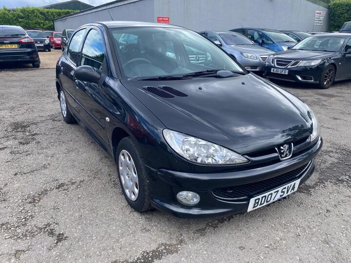 Peugeot 206 1.4 Look 5dr Peugeot 206 1.4 Look 5dr