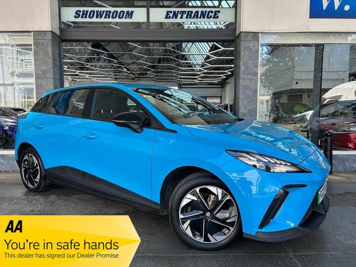 MG MG4 51kWh SE Auto 5dr