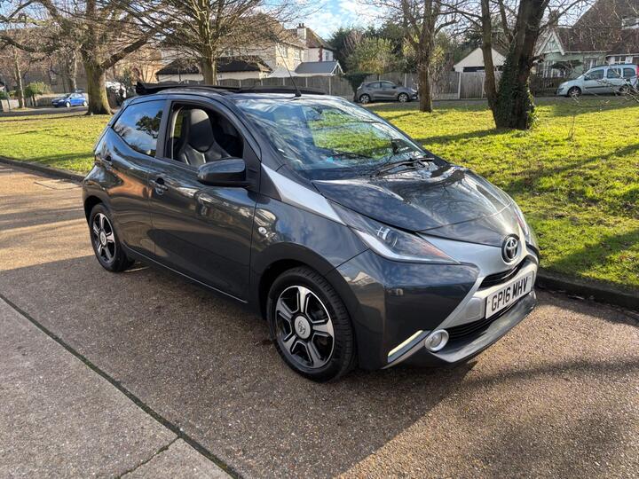 Toyota AYGO 1.0 VVT-i X-clusiv 2 X-wave Euro 6 5dr