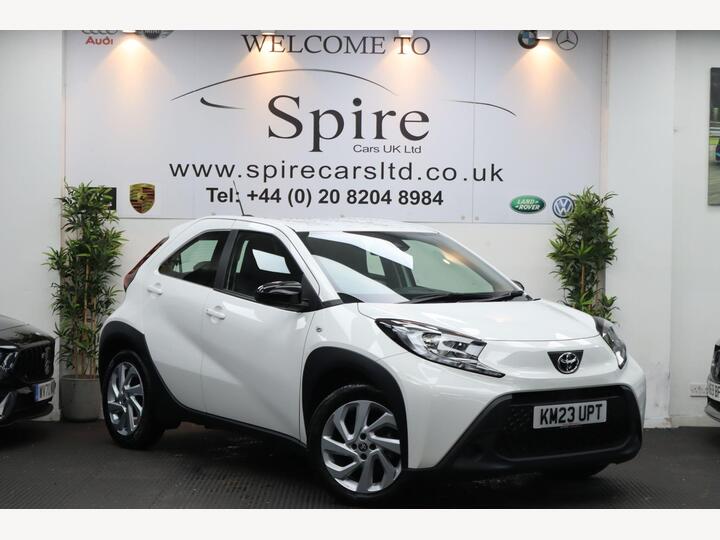 Toyota Aygo X 1.0 VVT-i Pure X-shift Euro 6 (s/s) 5dr