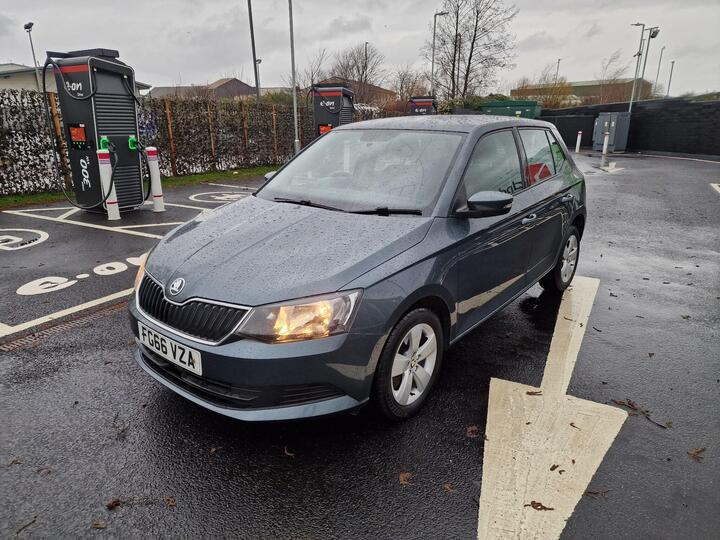 Skoda Fabia 1.2 TSI SE Euro 6 (s/s) 5dr Skoda Fabia 1.2 TSI SE Euro 6 (s/s) 5dr