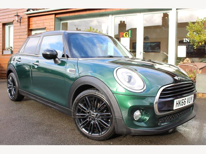 MINI Hatch 1.5 Cooper Auto Euro 6 (s/s) 5dr