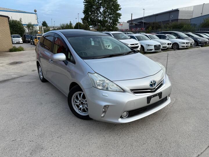 Toyota Prius+ 1.8 VVT-h T Spirit CVT Euro 5 (s/s) 5dr Toyota Prius+ 1.8 VVT-h T Spirit CVT Euro 5 (s/s) 5dr