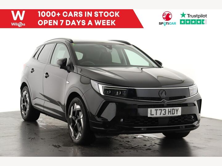 Vauxhall Grandland 1.6 14.2kWh GSe Auto AWD Euro 6 (s/s) 5dr